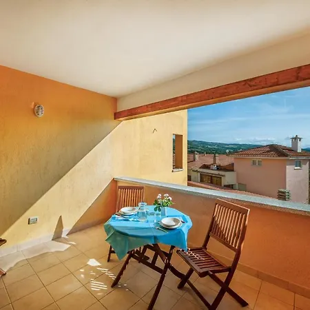 1 Bedroom Beautiful In *