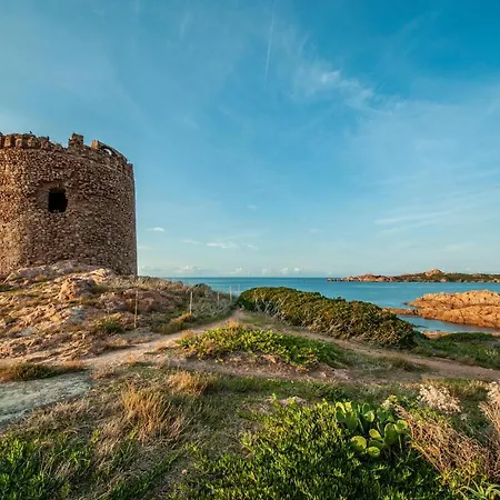 1 Bedroom Beautiful In * Isola Rossa
