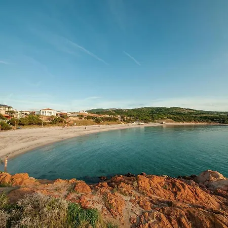 1 Bedroom Beautiful In Isola Rossa